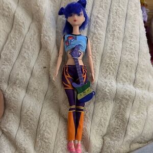 KPOP DEMON HUNTERS SINGING DOLL see video